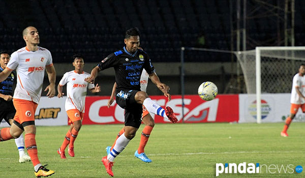 di-batam-skuat-persib-diharapkan-kian-kompak