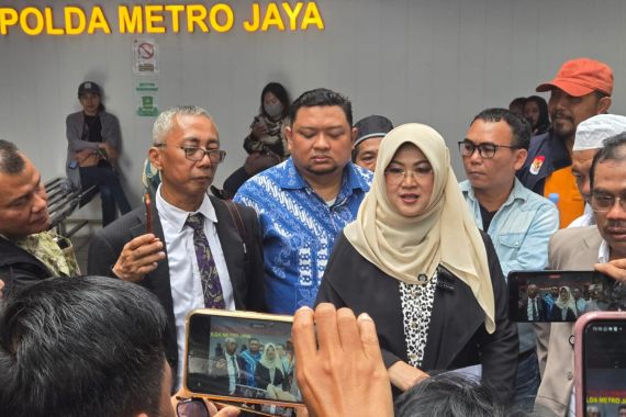 dokter-tifa-yakin-99-akun-fufufafa-milik-wapres-gibran