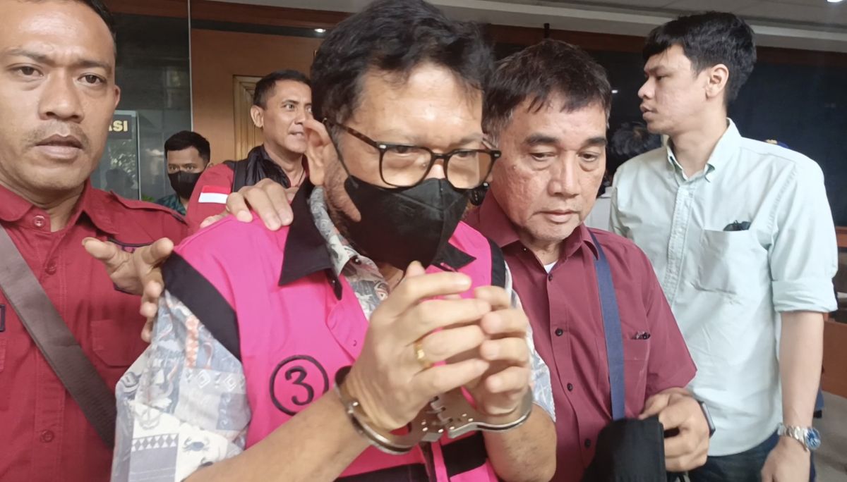 vonis-zarof-ricar-diperberat-menjadi-18-tahun-penjara
