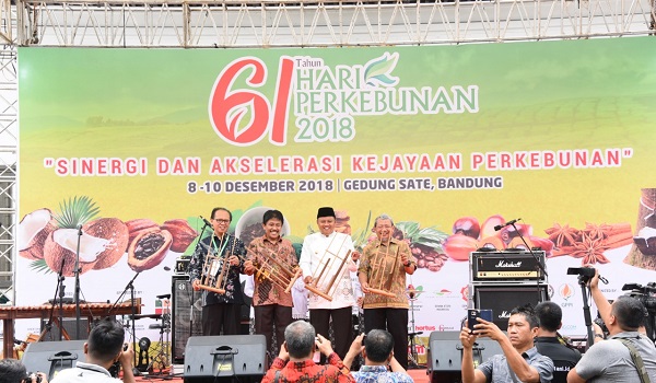 gedung-sate-jadi-tuan-rumah-pameran-produk-perkebunan-2018