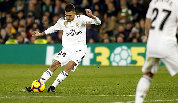 gol-telat-ceballos-bawa-madrid-taklukkan-betis