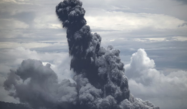 pvmbg-gunung-anak-krakatau-erupsi