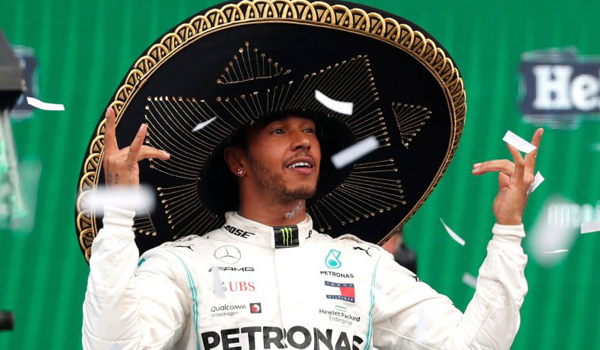 lewis-hamilton-juara-grand-prix-meksiko