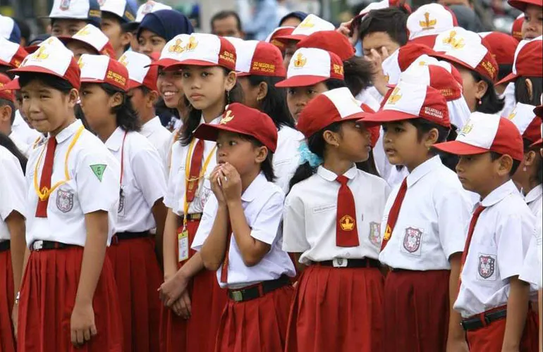 syarat-usia-masuk-tk-sd-smp-sma-dan-smk-dalam-spmb-2025