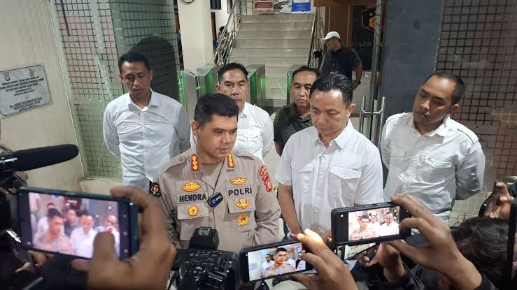 polda-jabar-terus-buru-2-buron-perdagangan-bayi-ke-singapura