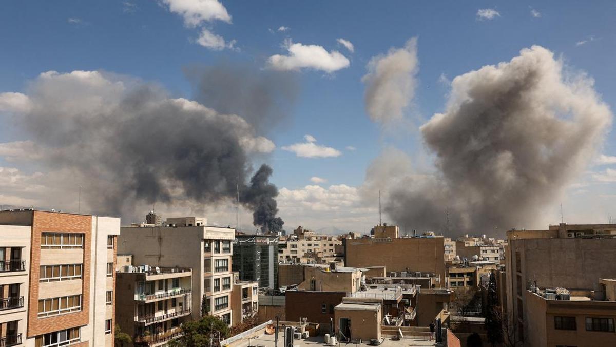 as-tegaskan-tak-akan-kurangi-serangan-ke-iran