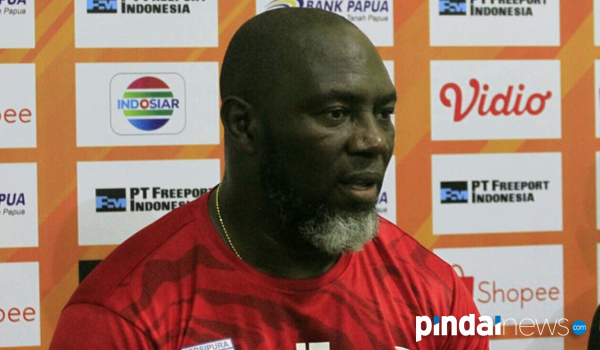 jacksen-ungkap-penyebab-kekalahan-persipura-dari-persib