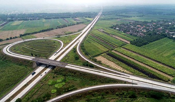 lebaran-2019-catat-sistem-one-way-di-tol-terpanjang-dan-terlama