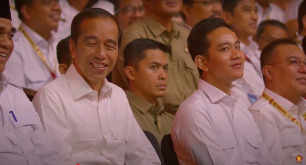 jokowi-respon-soal-isu-pemakzulan-wapres-gibran
