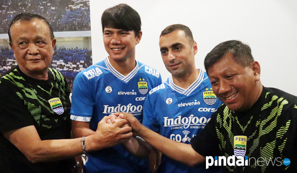 jupe-akui-menawarkan-diri-ke-persib-saat-didekati-persija