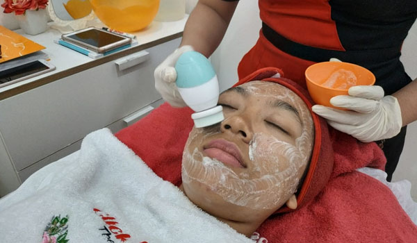 tak-pede-kulit-wajah-kusam-coba-treatment-ini