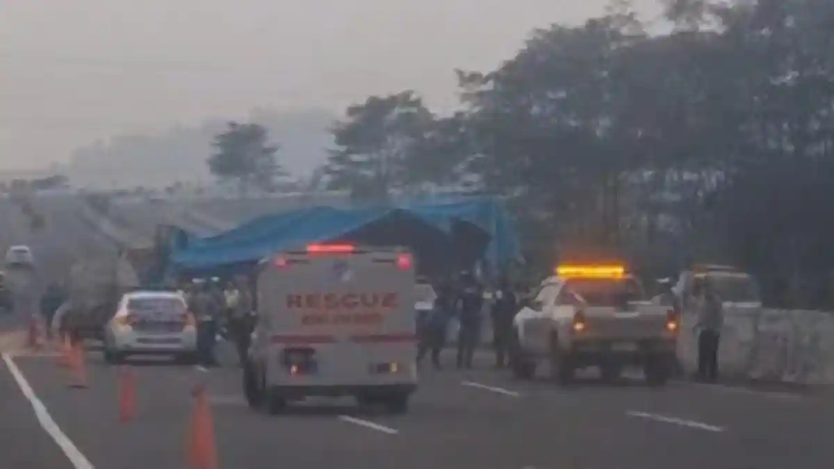 tabrakan-beruntun-di-tol-cisumdawu-3-warga-aceh-tewas
