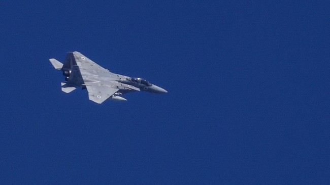 irak-sebut-sebanyak-50-jet-tempur-israel-langgar-ruang-udara-mereka