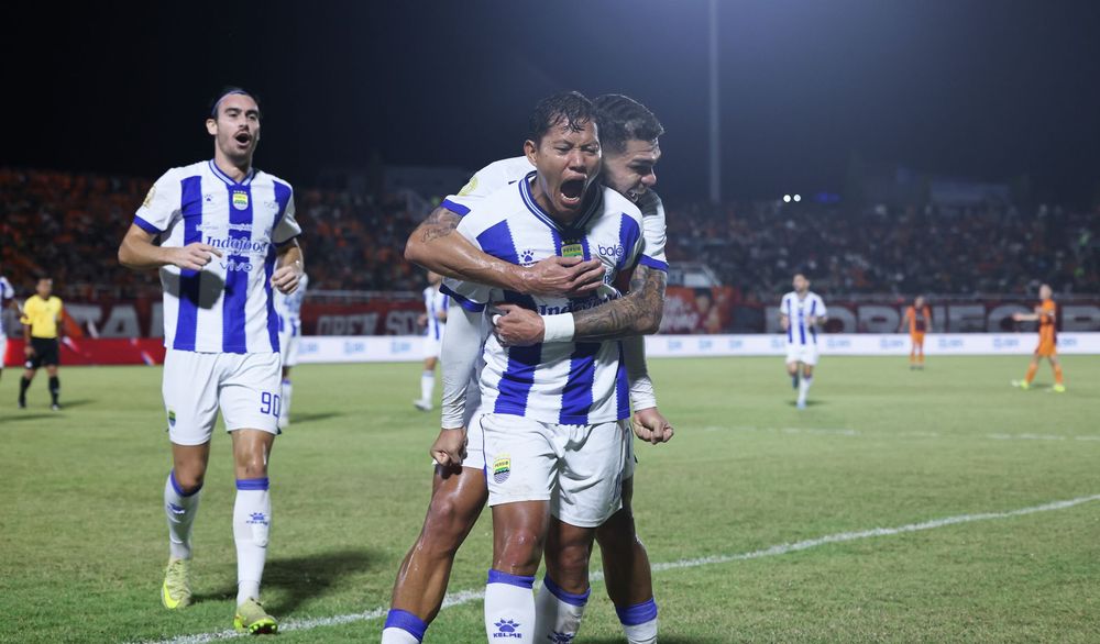 adam-alis-ingatkan-persib-tetap-rendah-hati-di-puncak-klasemen