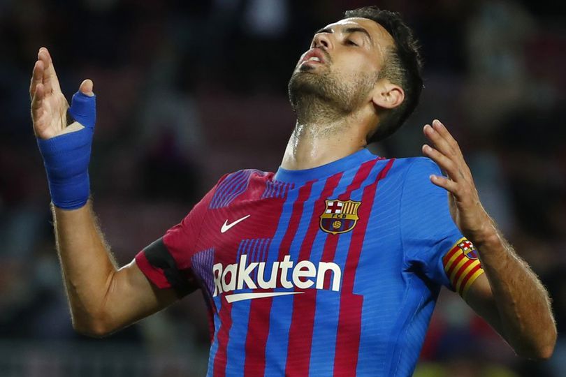 sergio-busquets-resmi-pensiun-usai-20-tahun-berkarir