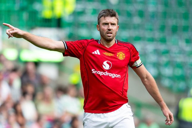 michael-carrick-jadi-kandidat-terkuat-pelatih-manchester-united