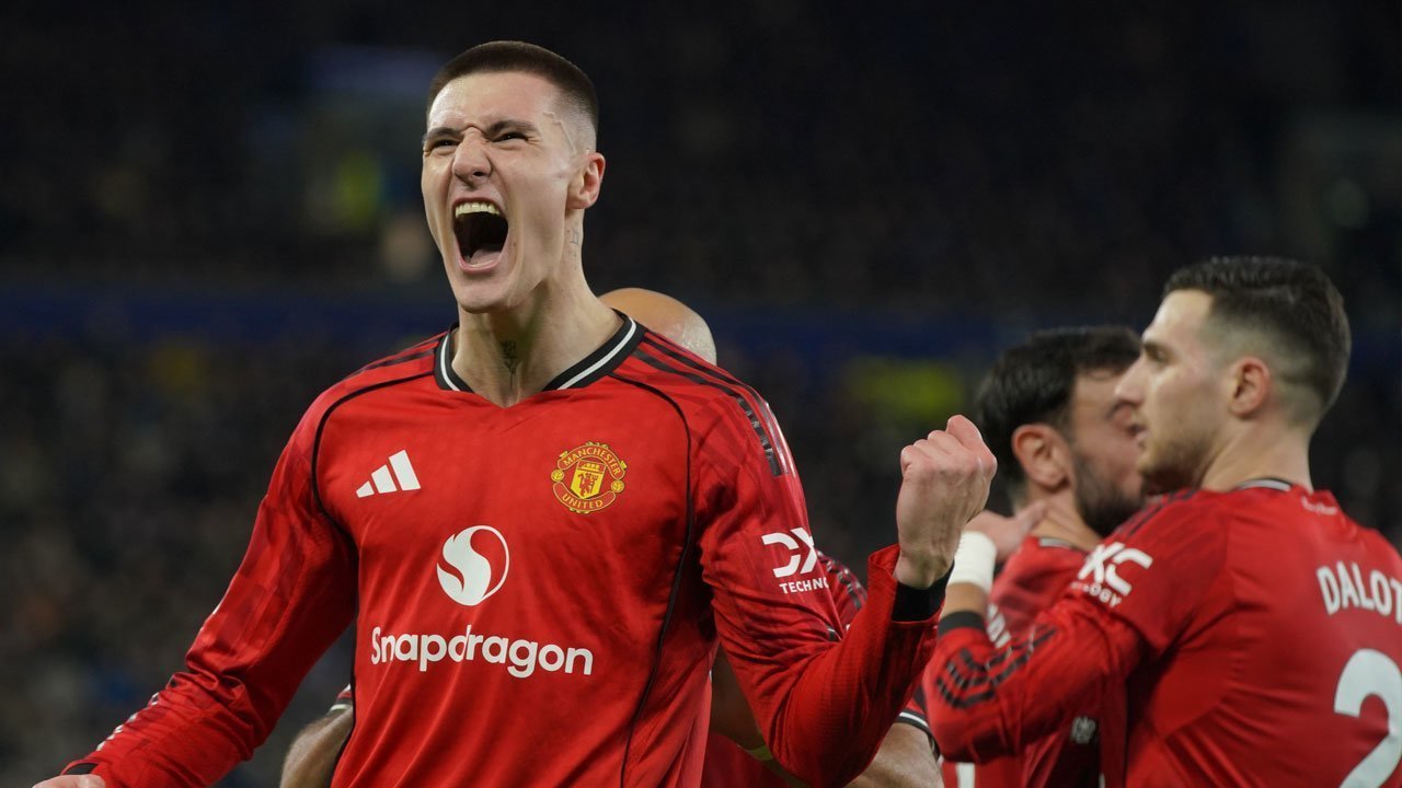 gol-sesko-bawa-mu-kembali-ke-empat-besar