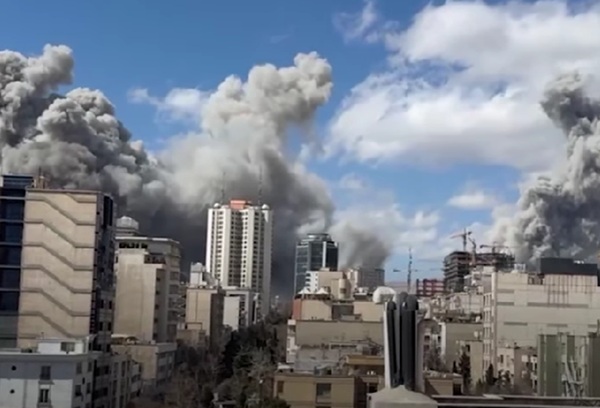 iran-desak-as-dan-israel-bertanggung-jawab-atas-serangan