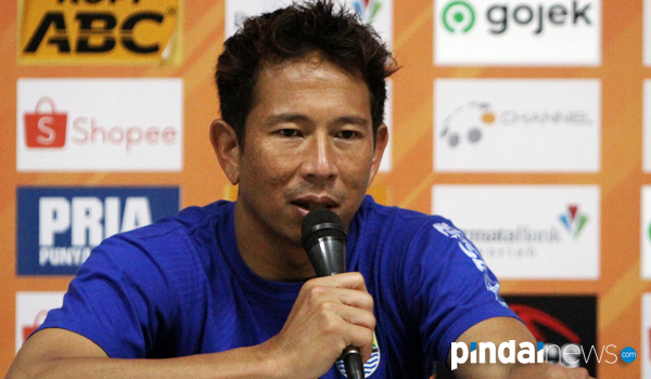 bersyukur-persib-menang-besar-made-terima-kasih-coach