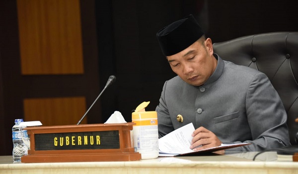 pemprov-jabar-tetapkan-keputusan-gubernur-tentang-umk-tahun-2020