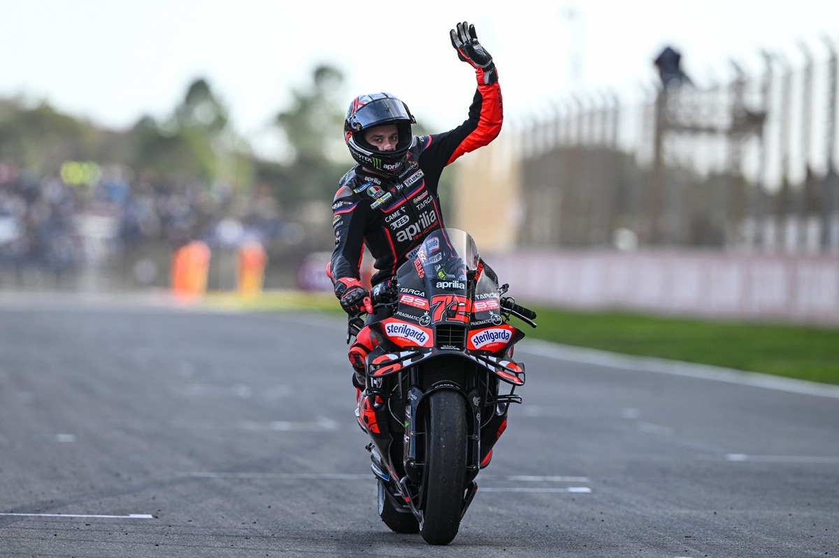 bezzecchi-raih-kemenangan-motogp-portugal-alex-dan-acosta-podium