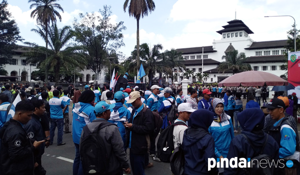 may-day-1300-personel-gabungan-disiagakan-di-bandung