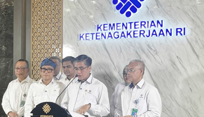 menaker-resmi-larang-perusahaan-tahan-ijazah-karyawan