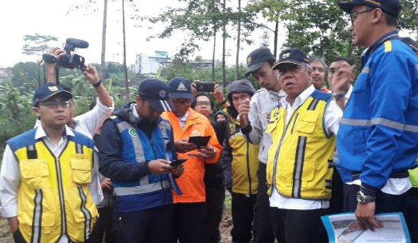 menteri-pupr-dukung-pembatasan-kendaraan-di-cipularang