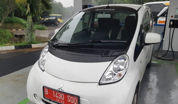 teknologi-ultra-fast-mampu-charging-mobil-listrik-20-menit