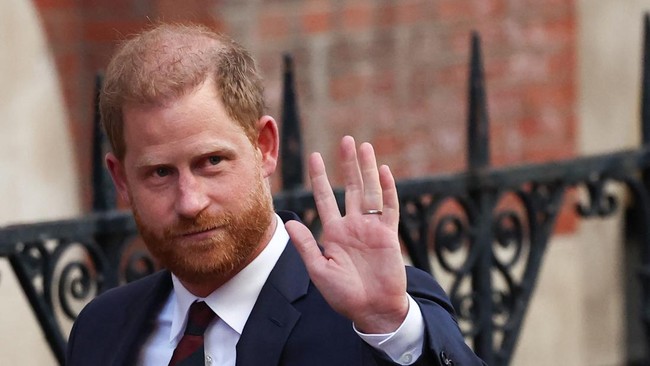 pangeran-harry-ingin-berdamai-dengan-keluarga-kerajaan-inggris