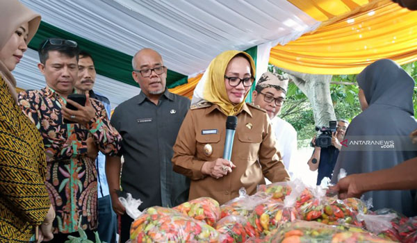 tekan-inflasi-tpid-bi-cirebon-rutin-gelar-pasar-murah-selama-ramadan