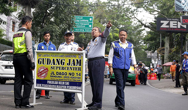 pemkot-gencar-cari-solusi-macet-pengamat-nilai-ada-yang-keliru