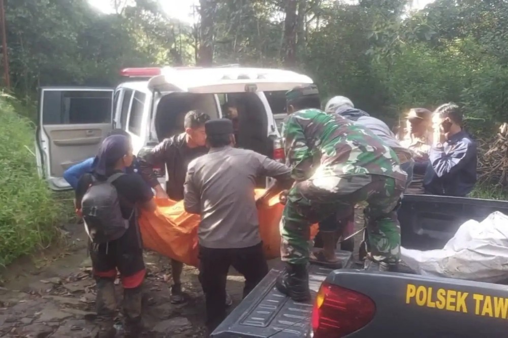 pendaki-berbobot-100kg-meninggal-di-gunung-lawu-evakuasi-12-jam
