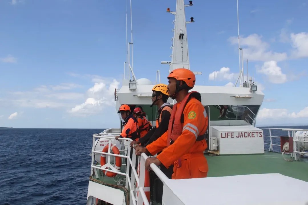 sar-kerahkan-584-personel-dalam-pencarian-korban-di-selat-bali