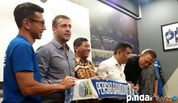 persib-akan-kembali-umumkan-pemain-anyar-siapa-berikutnya