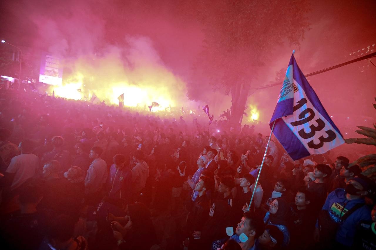walkot-bandung-farhan-meminta-maaf-usai-ada-konvoi-bobotoh