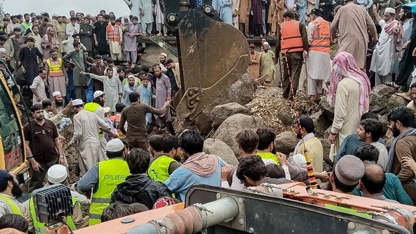 banjir-di-pakistan-akibatkan-900-korban-tewas