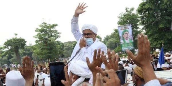 tak-ada-kompromi-sidang-rizieq-shihab-tetap-digelar-virtual