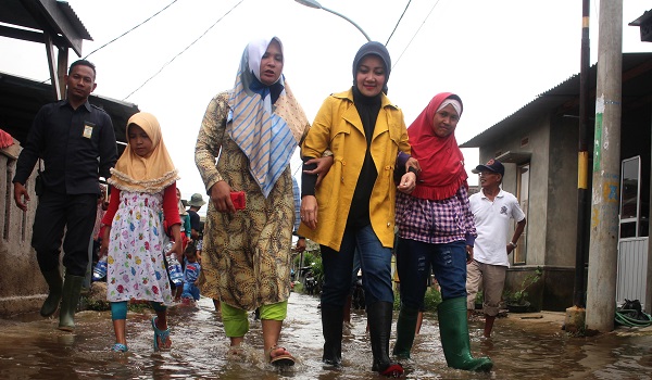 pkk-jabar-fokus-pemenuhan-gizi-anak-korban-puting-beliung