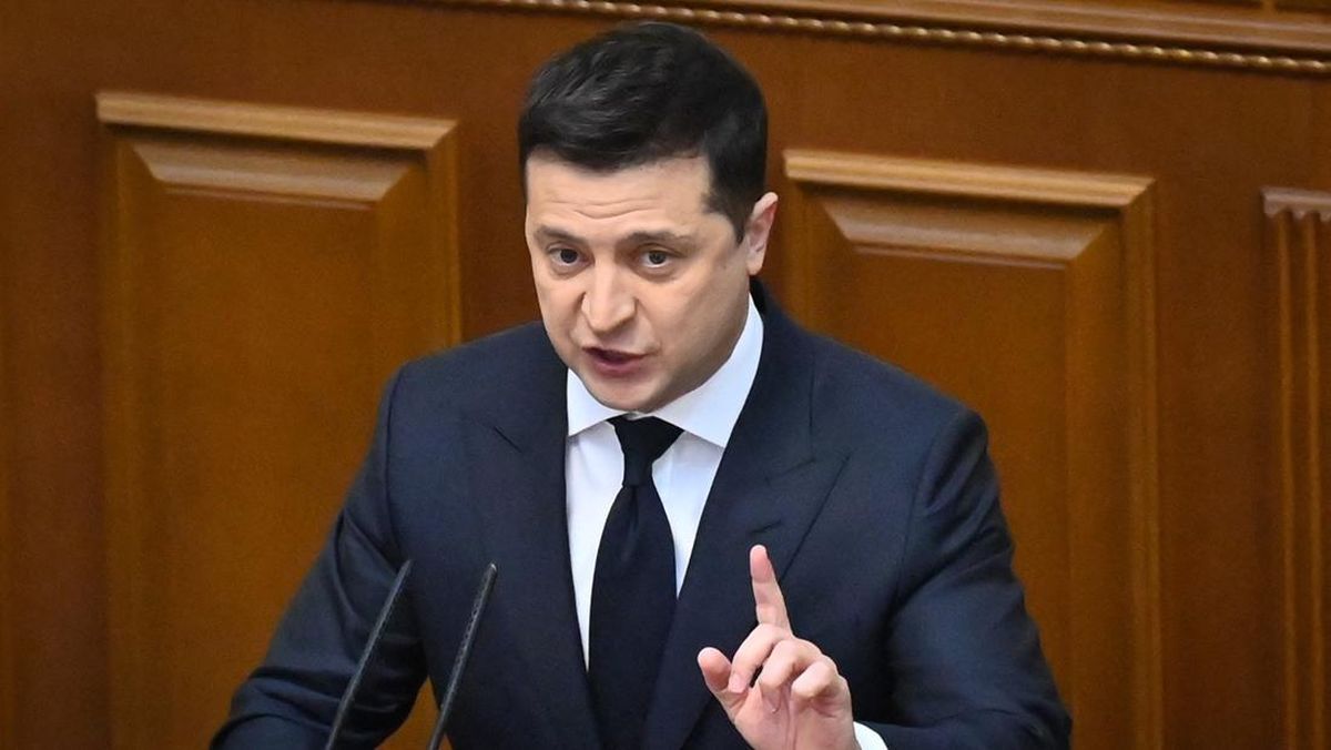 zelensky-minta-dunia-dorong-perubahan-rezim-di-rusia