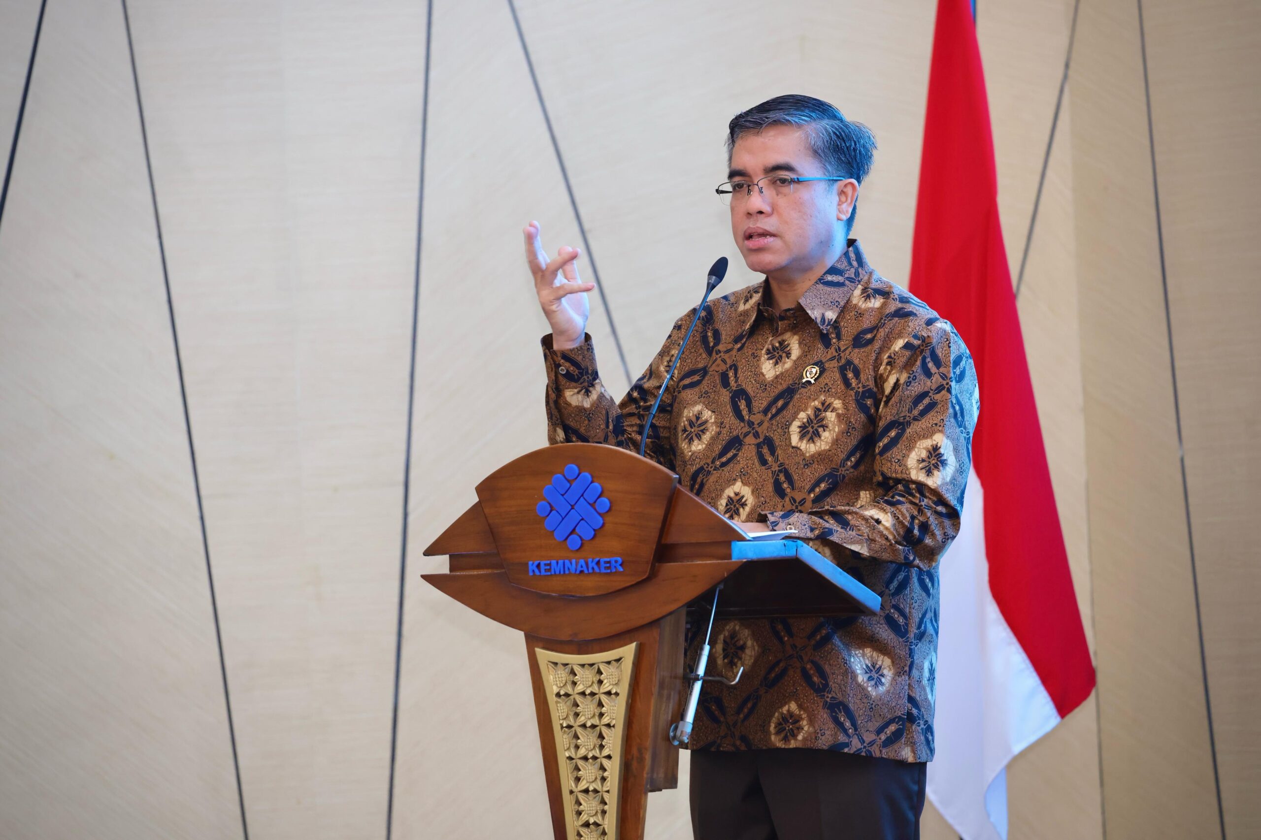menaker-sebut-ada-359-juta-lapangan-kerja-baru