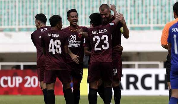 psm-makassar-pesta-gol-ke-gawang-lao-toyota-fc