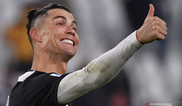 ronaldo-puas-dengan-trigolnya-tapi-tetap-utamakan-kemenangan-tim