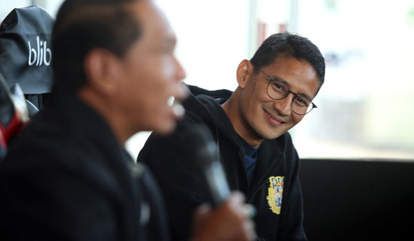 sandiaga-uno-pastikan-tak-ada-dualisme-di-antara-pb-esports-dan-iespa