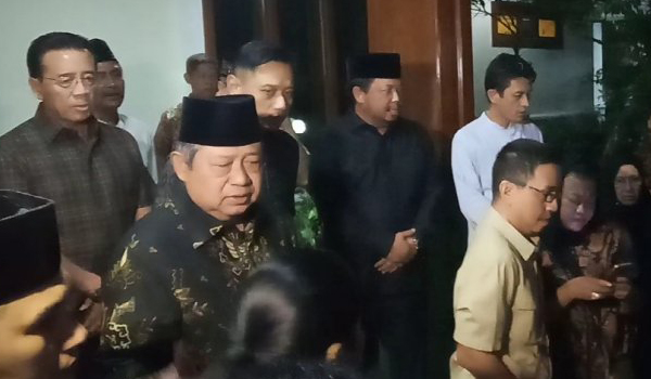 almarhumah-ibunda-sby-dijadwalkan-dimakamkan-di-tpu-tanah-kusir