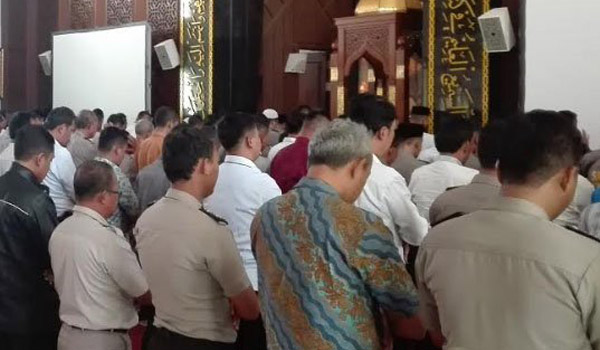 tekan-penyebaran-corona-mui-jabar-himbau-shalat-jumat-dipersingkat