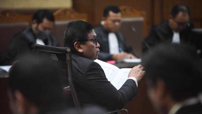 febri-diansyah-disindir-penyidik-kpk-ikut-ekspose-kini-dipihak-hasto