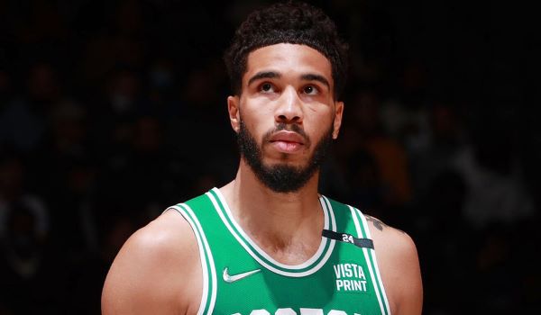 jayson-tatum-menjadi-maestro-celtics-vs-hornets