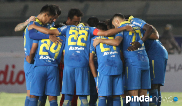 preview-persib-vs-arema-robert-siapkan-komposisi-berbeda