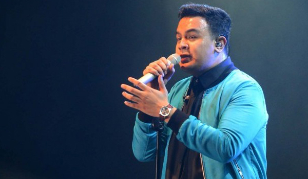 tulus-ajak-masyarakat-lebih-peduli-lingkungan